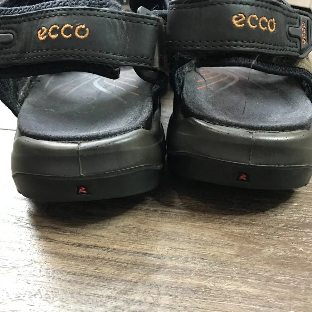 Ecco YUCATAN Sandals Mens Size 11/11.5 EU 45 Leather Outdoor Hiking Casual Black
